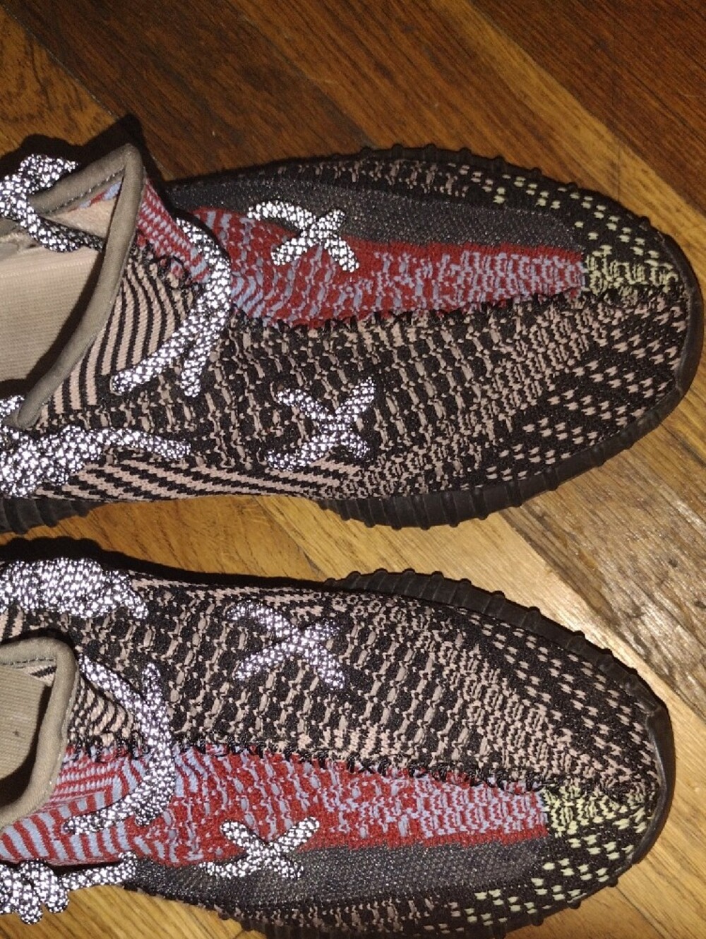 💯Yeezy 350 V2 Yecheil